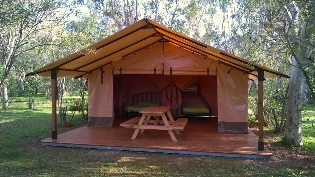 Camping Karavomilos Sámi Eksteriør bilde