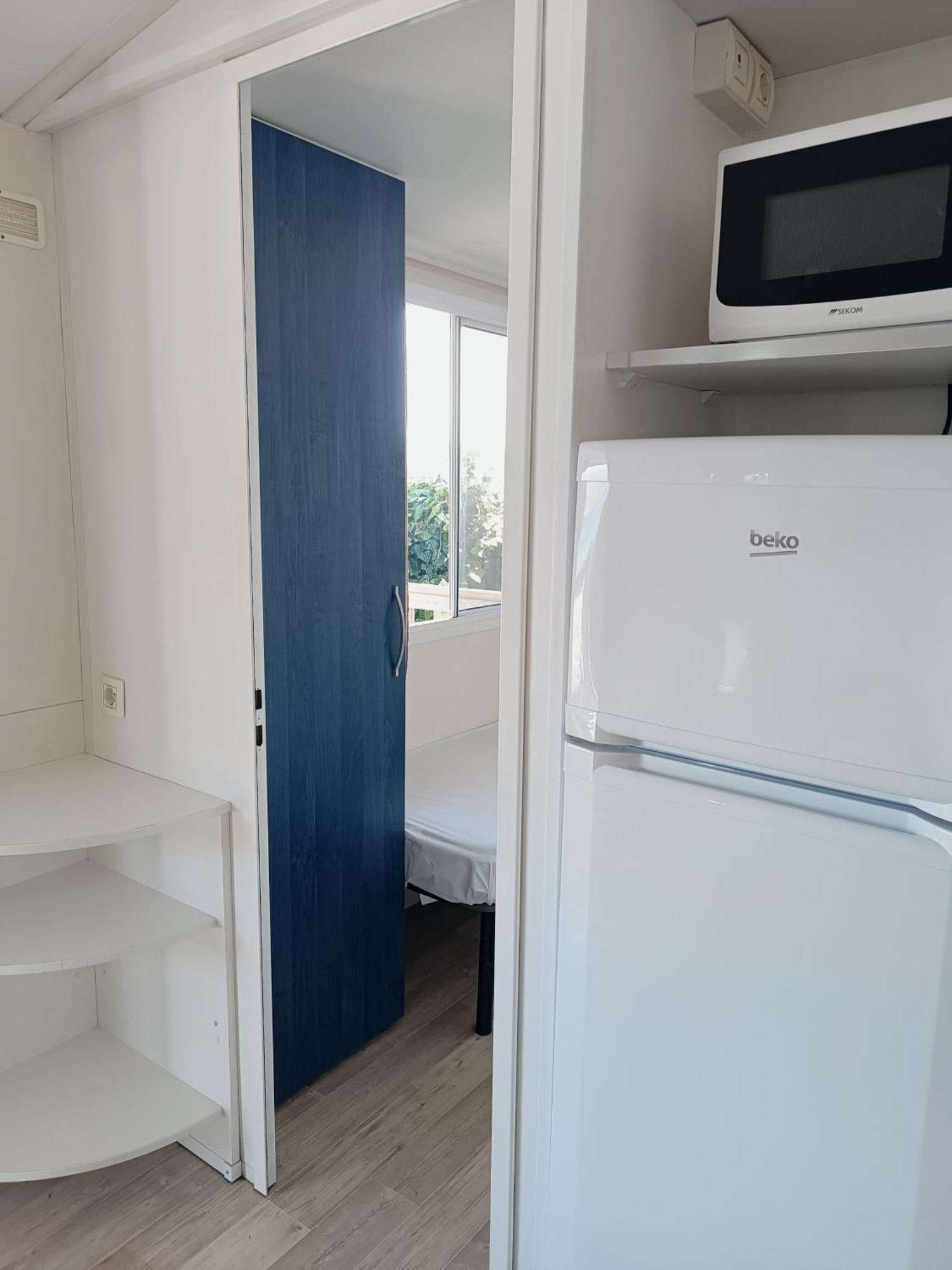 Camping Karavomilos Sámi Rom bilde